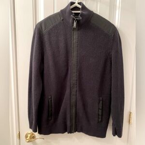 GENTLY WORN MEN’S LARGE BLACK ZIPPERED CARDIGAN SWEATER